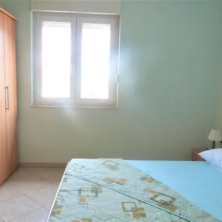 Ferienwohnung Mit Balkon - B57073 Apartment *