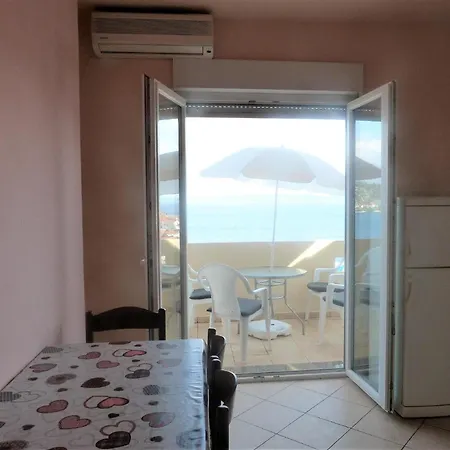 Διαμέρισμα Ferienwohnung Mit Balkon - B57073